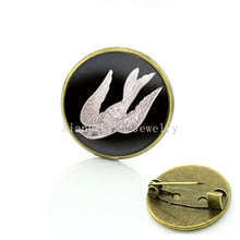 Load image into Gallery viewer, Women's Bird Vintage Brooch