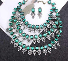 Load image into Gallery viewer, Women's Large Layers Bib Pendant Necklace