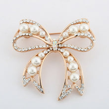 Load image into Gallery viewer, Women's High Quality Vintage Gold Brooch
