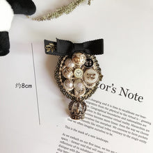 Load image into Gallery viewer, Women's Designer Brooches