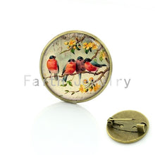 Load image into Gallery viewer, Women&#39;s Bird Vintage Brooch
