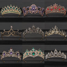 Load image into Gallery viewer, Women&#39;s Vintage Baroque Queen Crown
