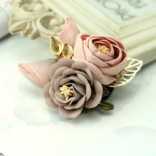 Load image into Gallery viewer, Women&#39;s Cloth Art Fabric Flower Brooch
