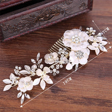 Load image into Gallery viewer, Women&#39;s Gold Color Crystal Simulated Pearl Hair Comb
