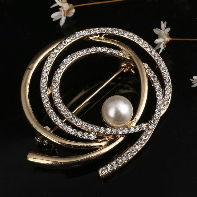 Women's High Quality Vintage Gold Brooch