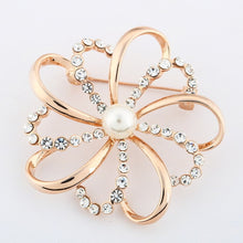 Load image into Gallery viewer, Women&#39;s High Quality Vintage Gold Brooch
