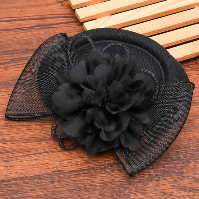 Women's Chic Fascinator Hat