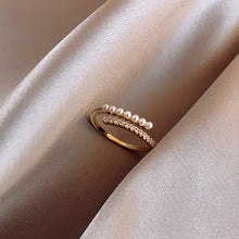 Load image into Gallery viewer, Women&#39;s Metal Pearl Ring
