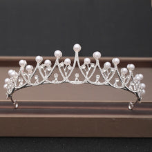 Load image into Gallery viewer, Women&#39;s Crown Baroque Headpiece
