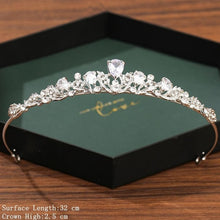 Load image into Gallery viewer, Women&#39;s Crown and Tiara Hairs Accessories
