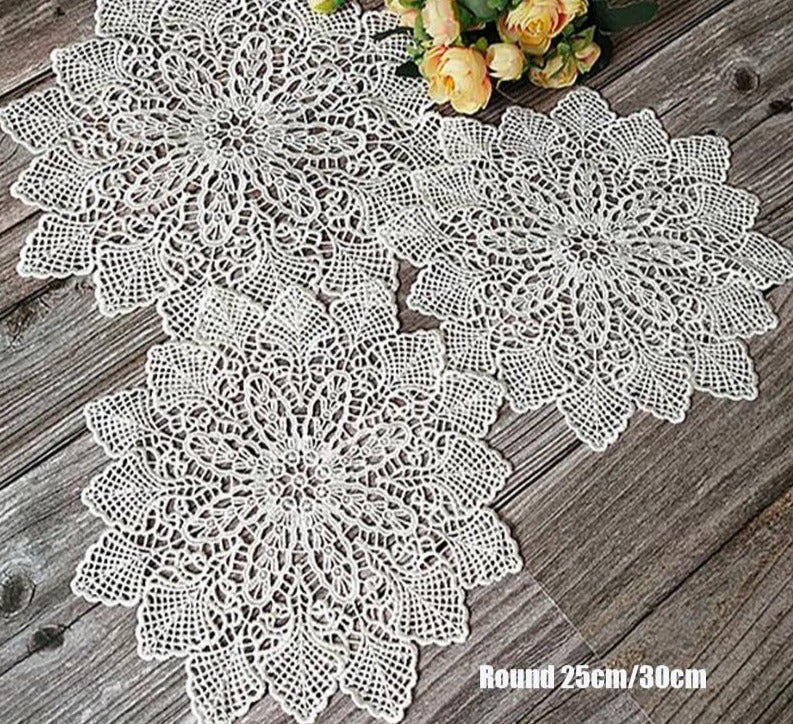 Round White Lace Embroidery Table Place Mat