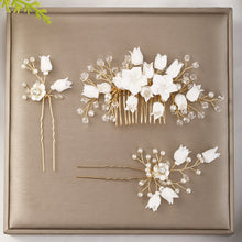 Load image into Gallery viewer, Women&#39;s Vintage Gold Color Tiaras Hair Comb
