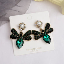 Load image into Gallery viewer, Women&#39;s  Rhinestone Bee Luxury Earring
