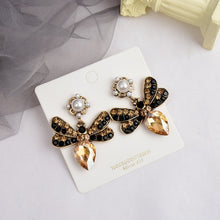 Load image into Gallery viewer, Women&#39;s  Rhinestone Bee Luxury Earring
